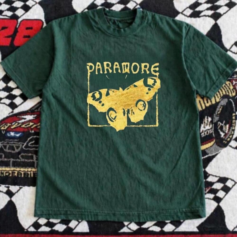 Gildan Men Green T-Shirt Green Paramore Band Tee